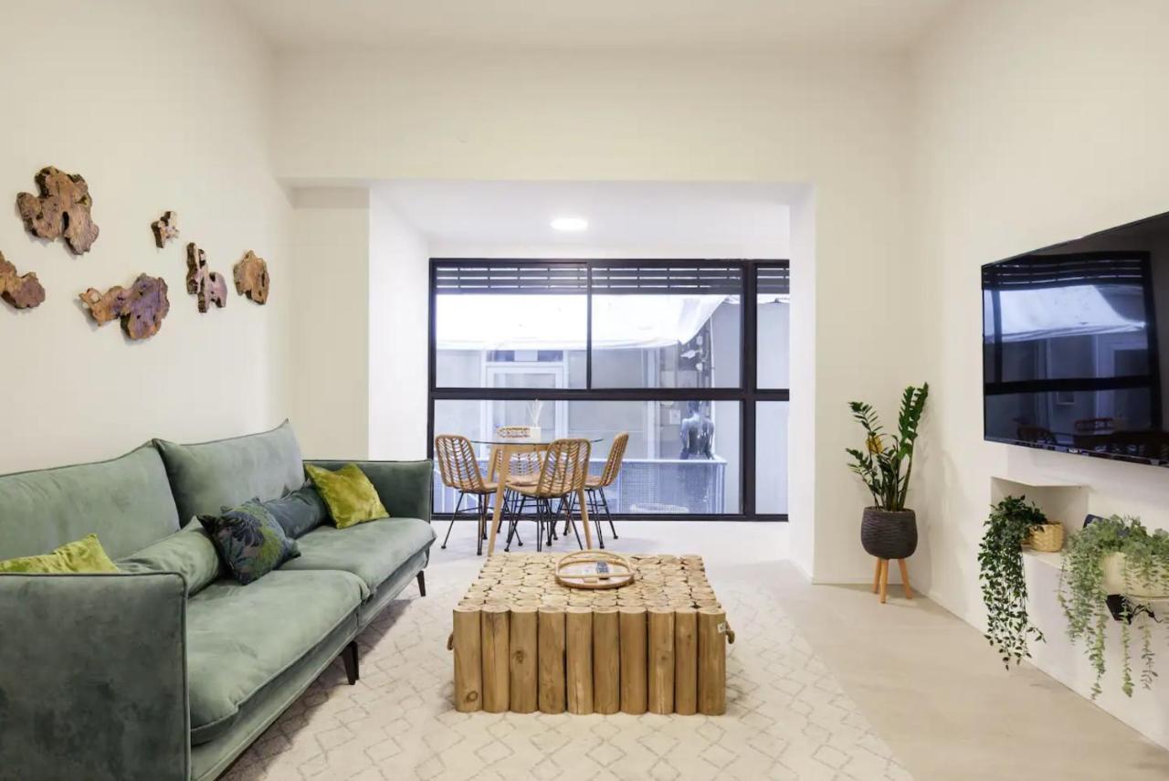 Renovated Large 3Rm Apartment 5 Min From The Beach Tel Aviv Eksteriør billede