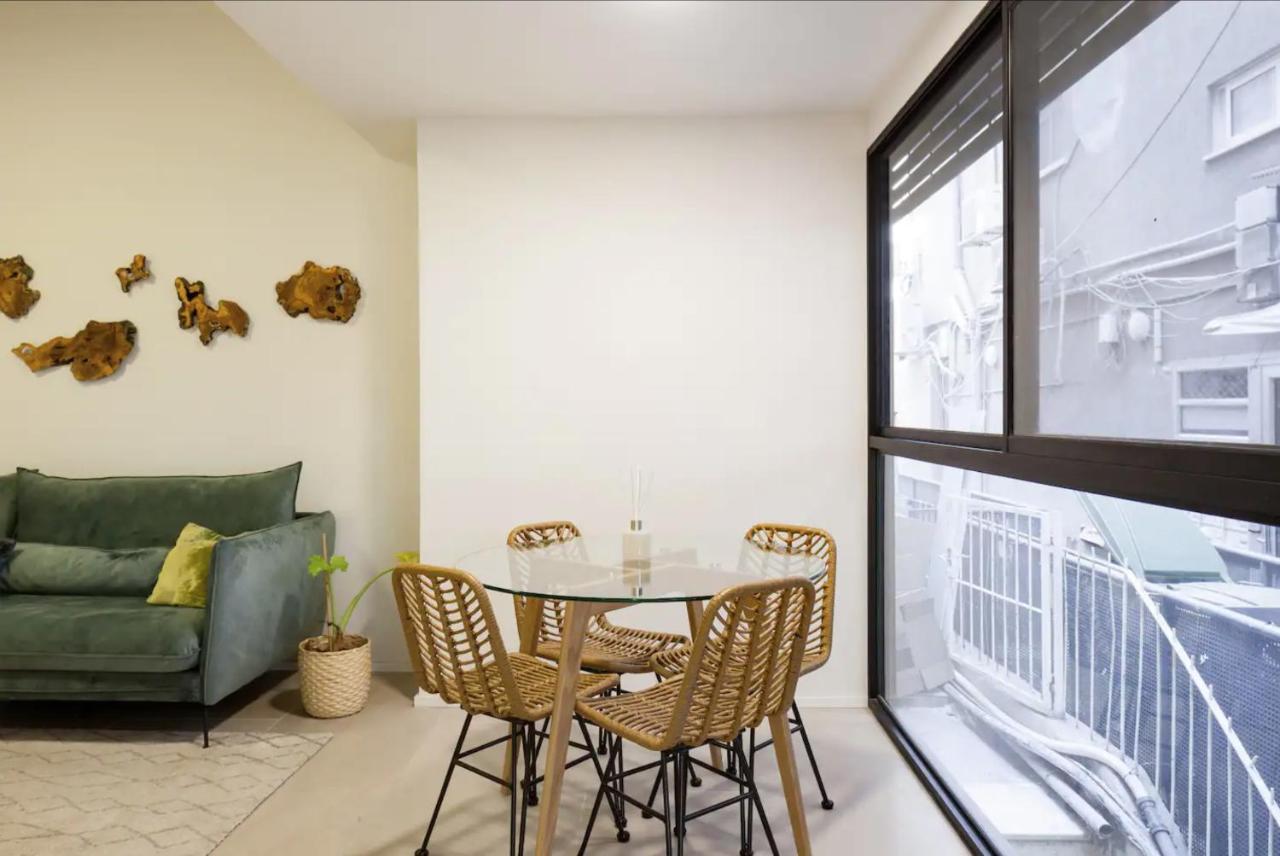 Renovated Large 3Rm Apartment 5 Min From The Beach Tel Aviv Eksteriør billede